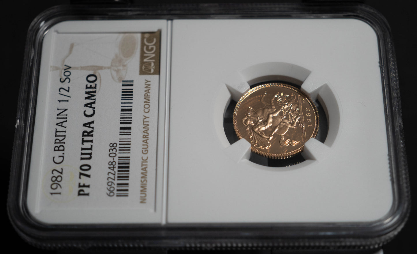 1982 ヤングエリザベス ハーフソブリン 金貨 NGC PF70UC