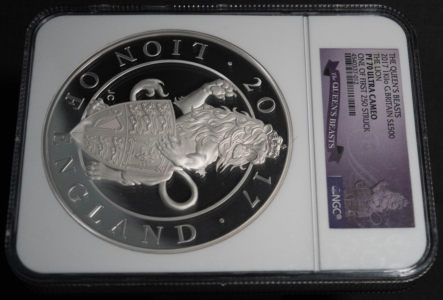 2017 イギリス クイーンズビースト ライオン 1kg 銀貨 500ポンド 初回限定