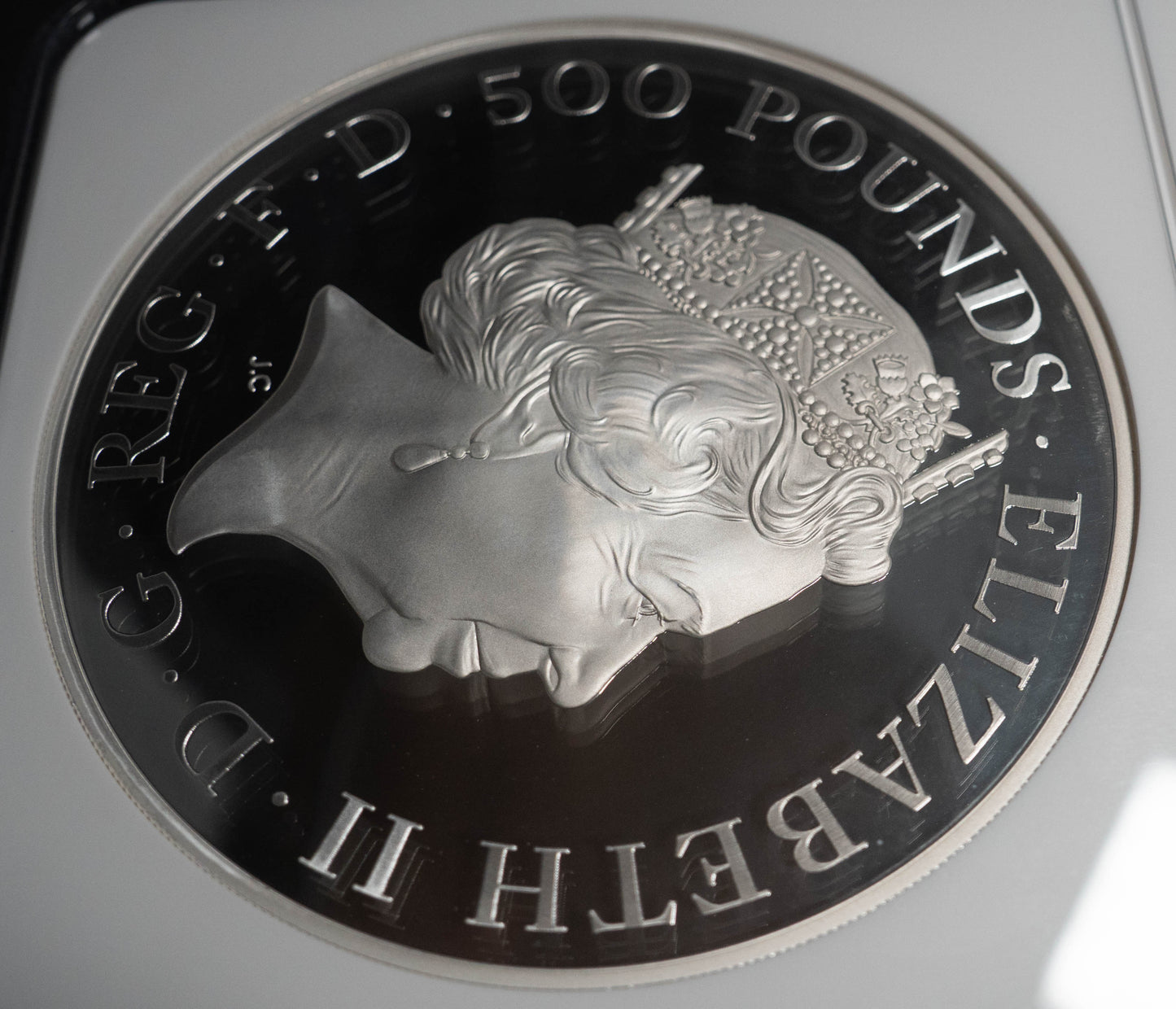 2017 イギリス クイーンズビースト ライオン 1kg 銀貨 500ポンド 初回限定