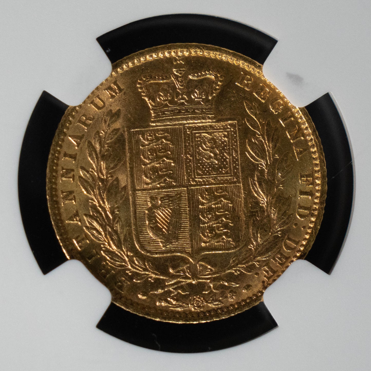 1862年 ヴィクトリア女王 ヤングヘッド ソブリン金貨 NGC AU58 シールド